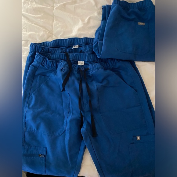 Figs, Men’s Royal Blue Cairo Scrub Bottoms, Size small - Picture 2 of 3